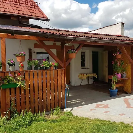 Jasmin Rum i privatbostad Budry